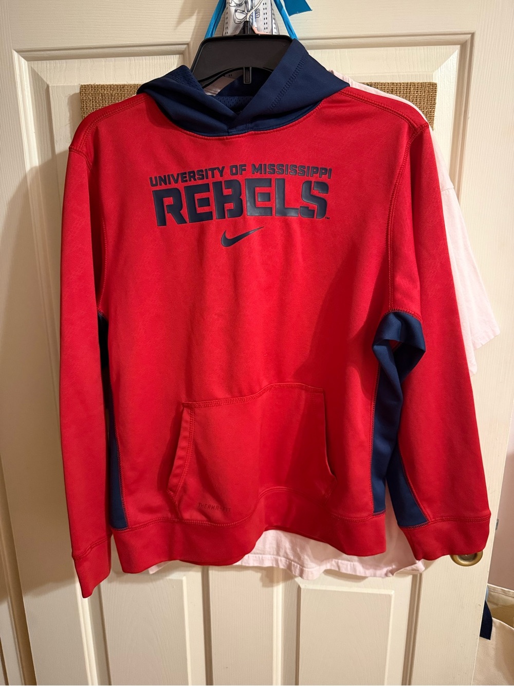 Nike Red and Navy University of Mississippi Rebels Youth Hoodie size xl